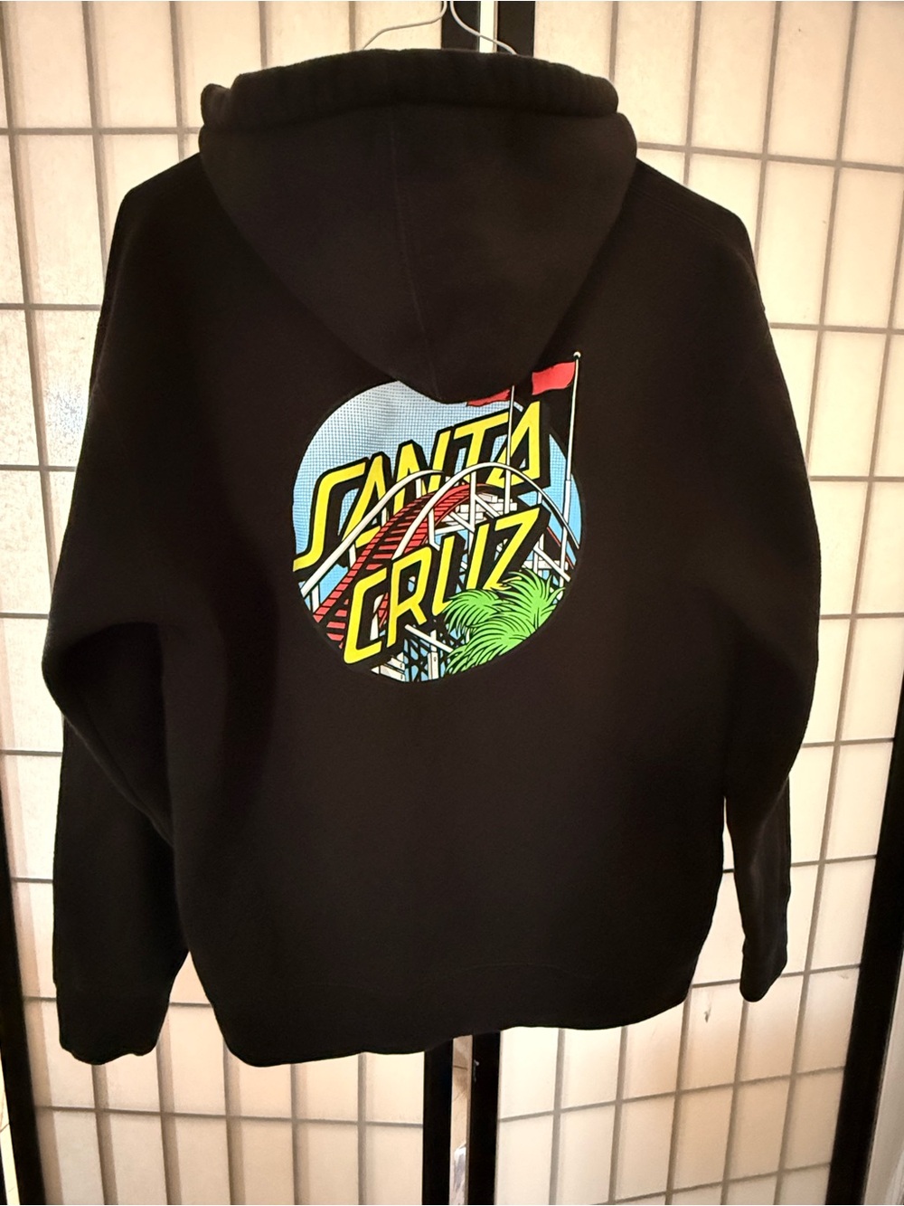 Santa Cruz Skateboards Black Graphic Hoodie Sweatshirt - Men's